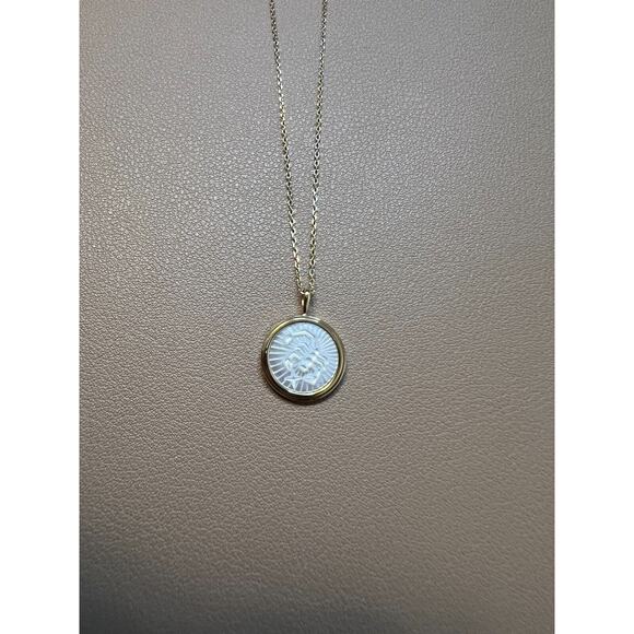 14K Gold Plated Sterling Silver Mother of Pearl Scorpio Zodiac Pendant Necklace - Picture 2 of 4